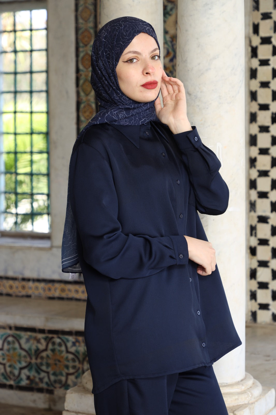 Set Flora "Pantalon + chemise en Bleu Marine"