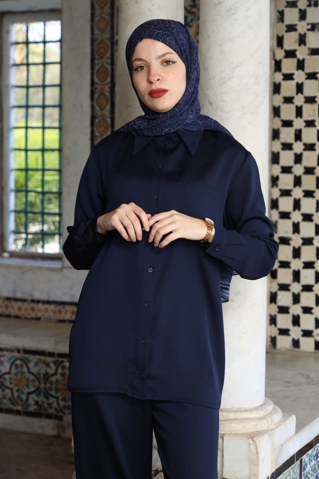 Set Flora "Pantalon + chemise en Bleu Marine"